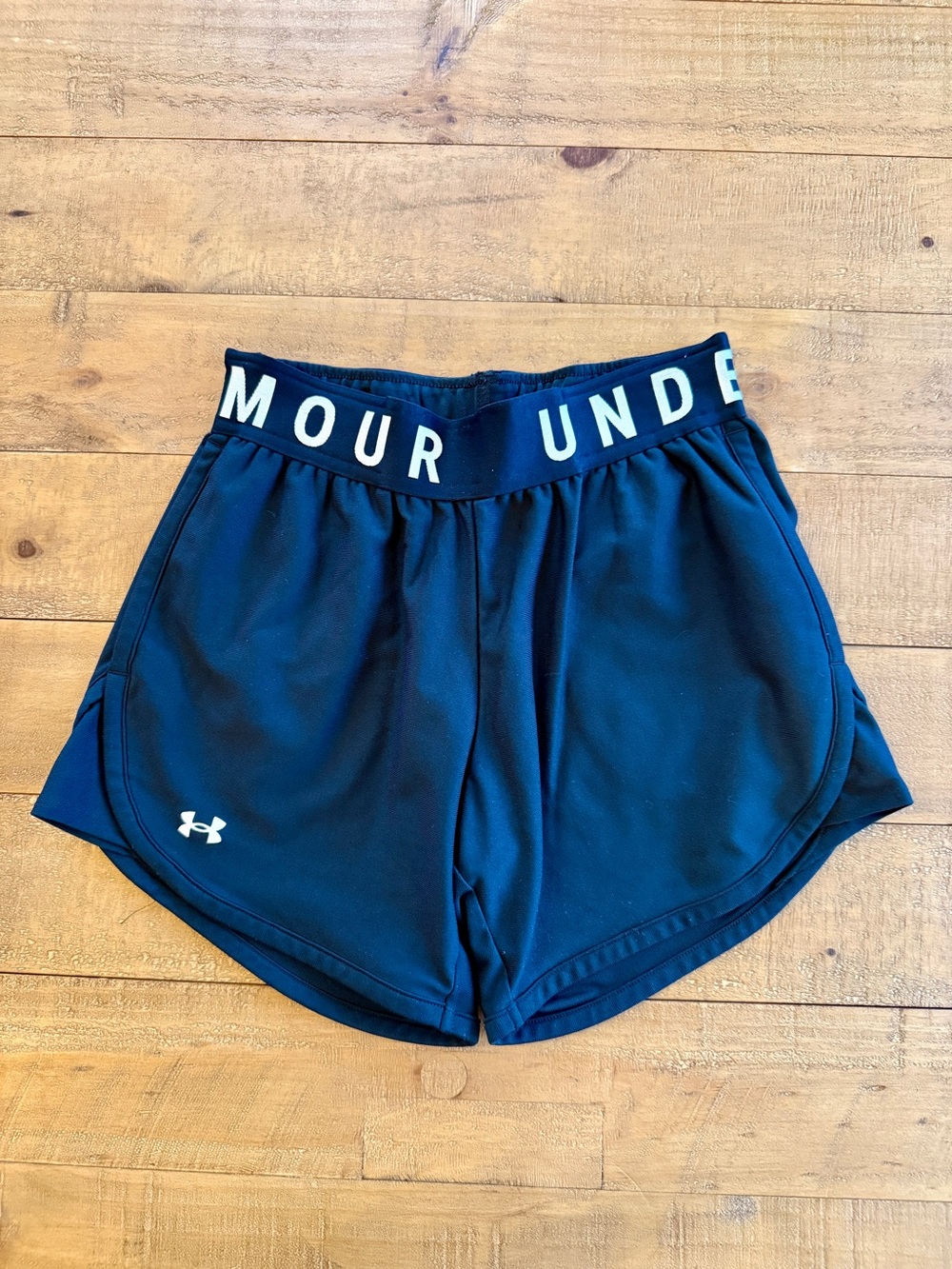 Under Armour Play Up Shorts Size XS
